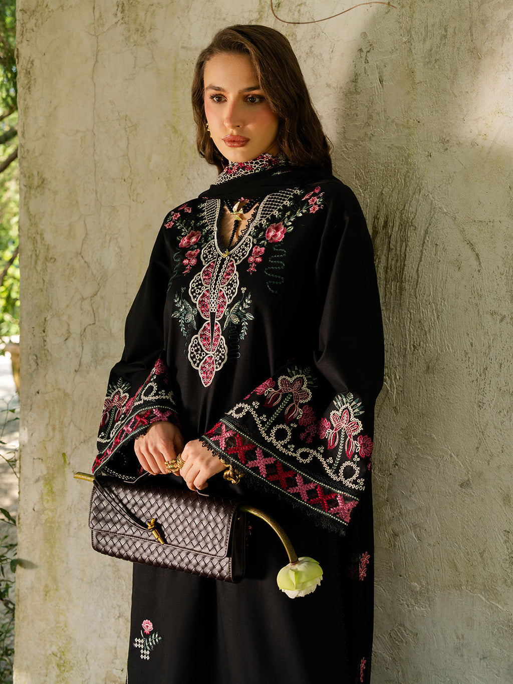 3PC LAWN EMBROIDERED SHIRT WITH KHADDI NET EMBROIDERED DUPATTA AND TROUSER-BIC-4852