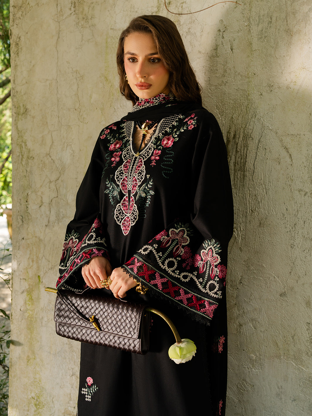 3PC LAWN EMBROIDERED SHIRT WITH KHADDI NET EMBROIDERED DUPATTA AND TROUSER-BIC-4852