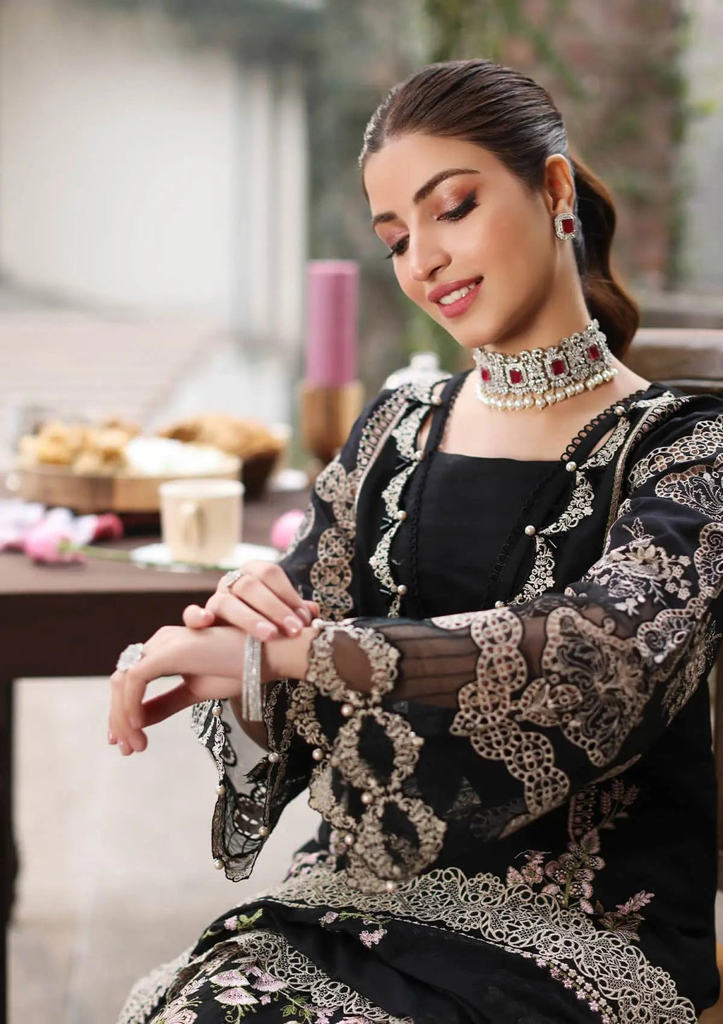 3PC LAWN EMBROIDERED SHIRT WITH  chiffon Dupatta AND TROUSER - NK 041 FT