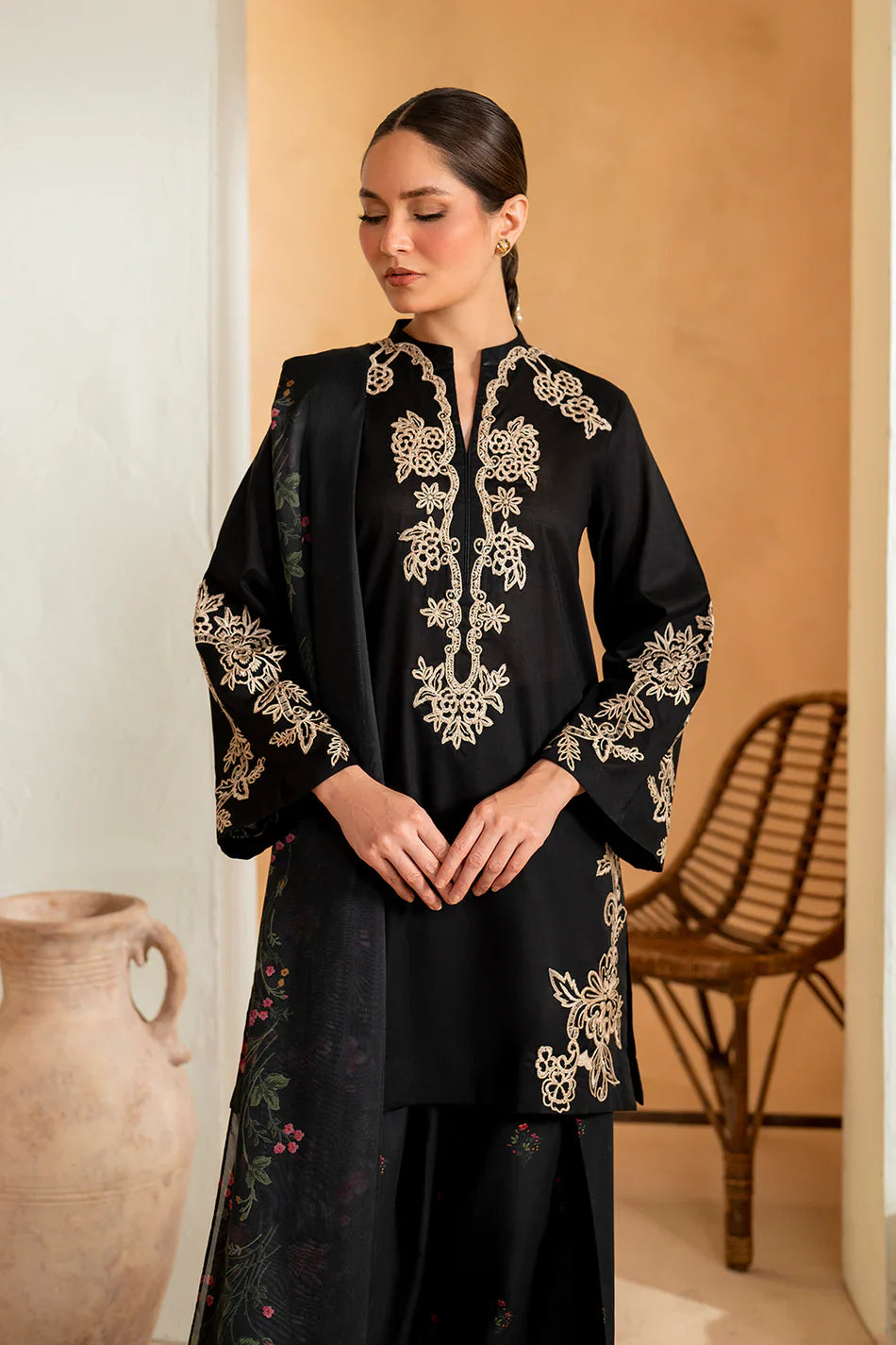 3PC LAWN Embroidered SHIRT WITH Printed Diamond DUPATTA AND TROUSER - FT 770