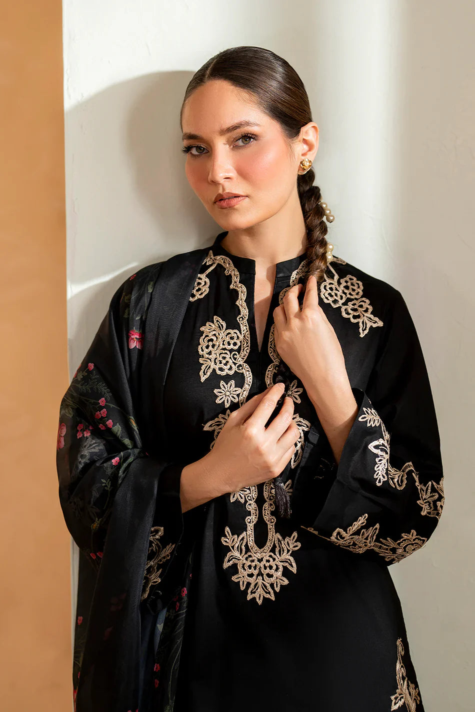 3PC LAWN Embroidered SHIRT WITH Printed Diamond DUPATTA AND TROUSER - FT 770