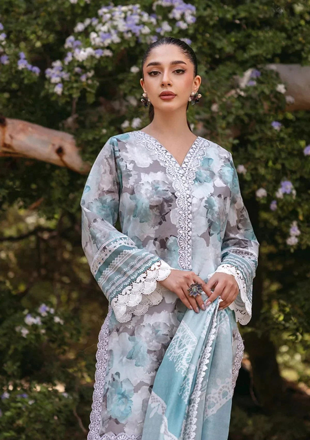 3PC Lawn Printed Shirt With Digital Printed Dupatta-1624 FS