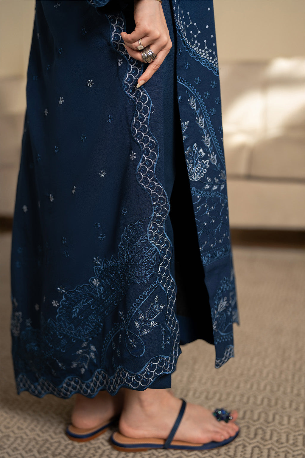 3PC LAWN EMBROIDERED SHIRT WITH KHADDI NET EMBROIDERED DUPATTA AND TROUSER-BIC-4675