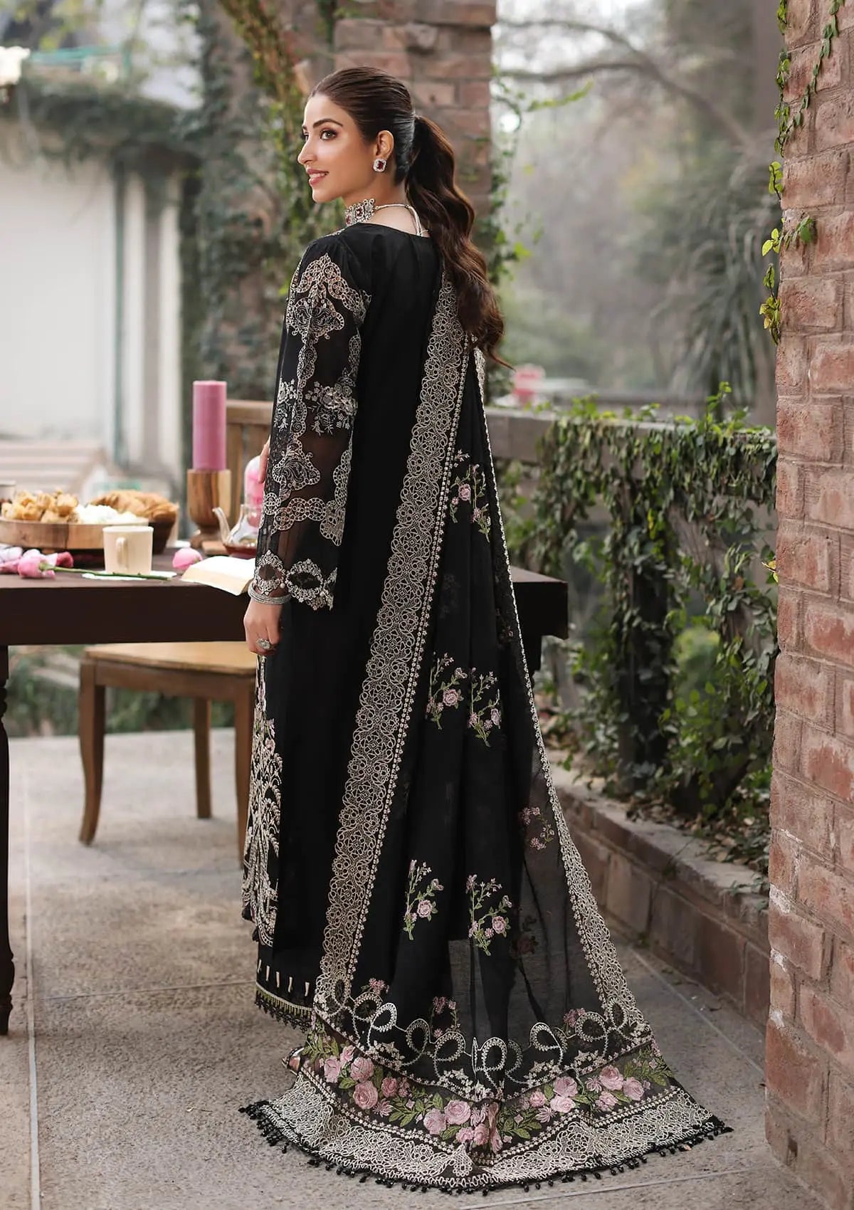 3PC LAWN EMBROIDERED SHIRT WITH  chiffon Dupatta AND TROUSER - NK 041 FT