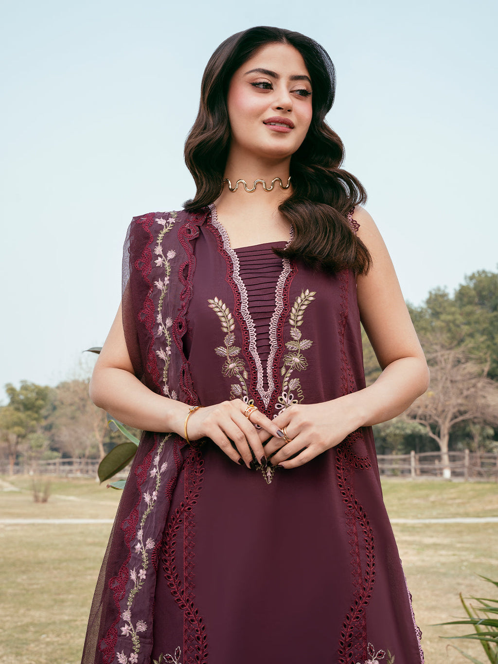 3PC LAWN EMBROIDERED SHIRT WITH ORGANZA EMBROIDERED DUPATTA AND TROUSER-BIC-4820