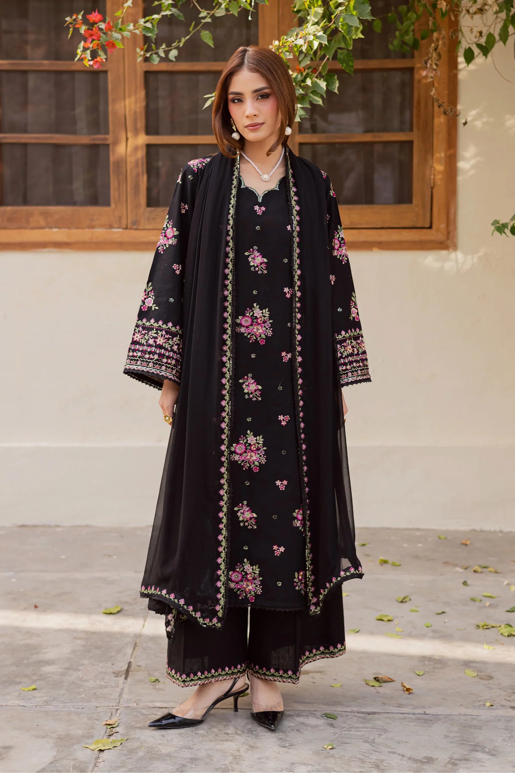 3PC LAWN EMBROIDERED SHIRT WITH CHIFFON EMBROIDERED DUPATTA AND EMB TROUSER-BIC-4766