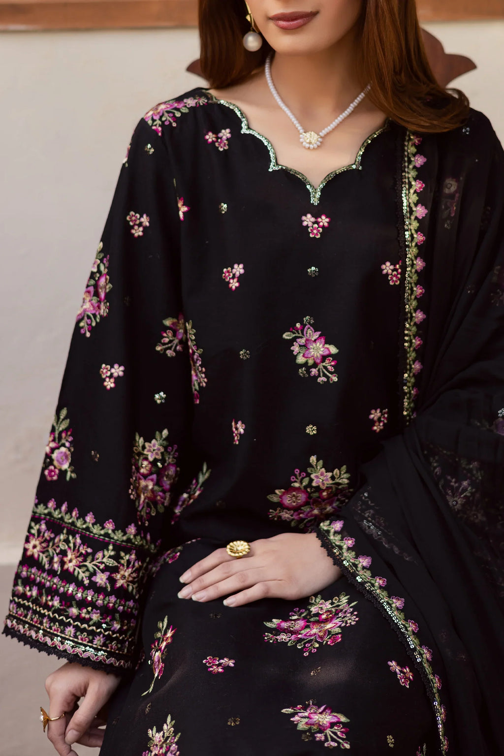 3PC LAWN EMBROIDERED SHIRT WITH CHIFFON EMBROIDERED DUPATTA AND EMB TROUSER-BIC-4766