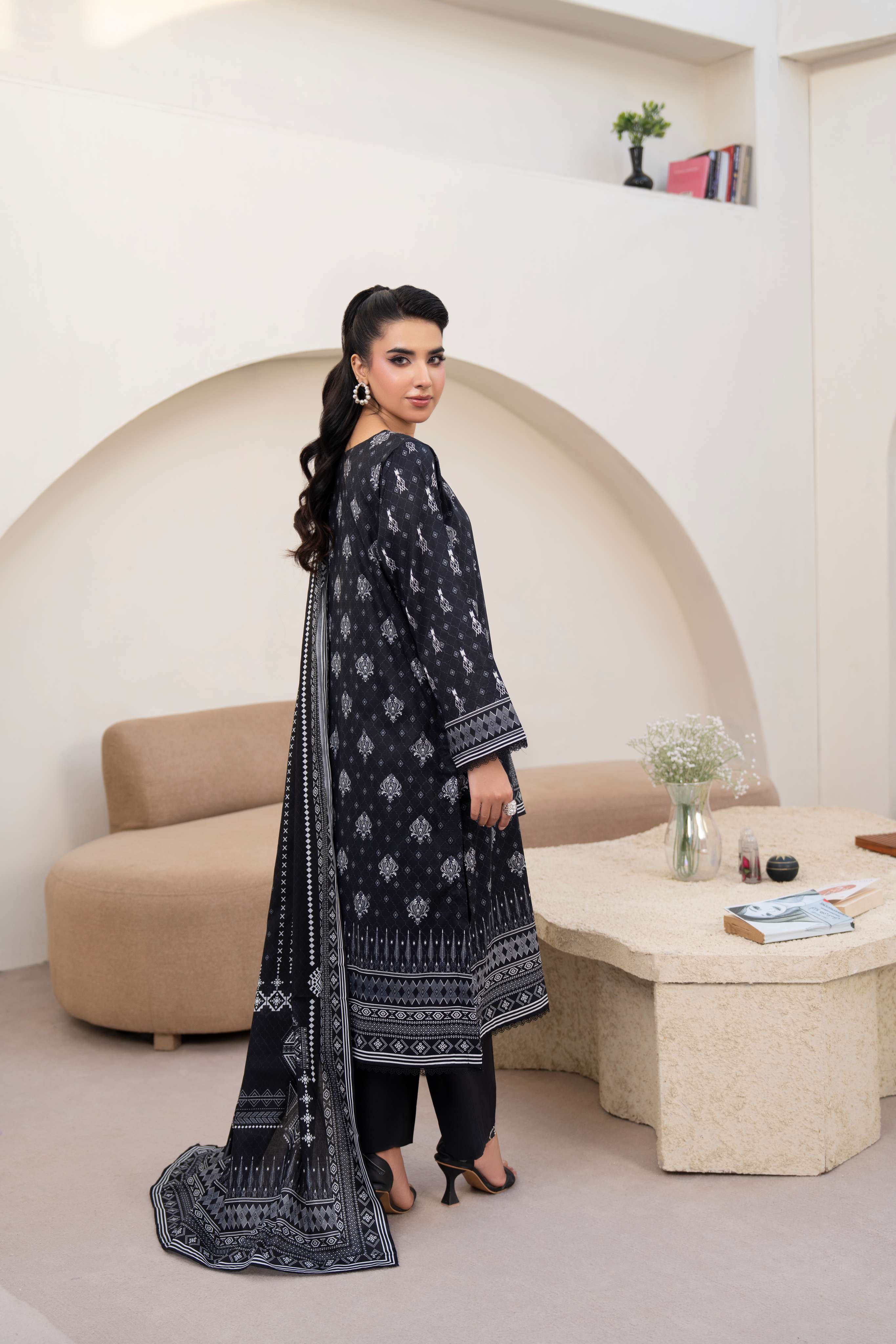 3PC LAWN PRINTED SHIRT WITH LAWN PRINT DUPATTA AND CAMBRIC TROUSER-P-4519