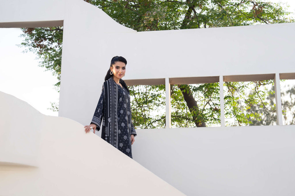 3PC LAWN PRINTED SHIRT WITH LAWN PRINT DUPATTA AND CAMBRIC TROUSER-P-4519