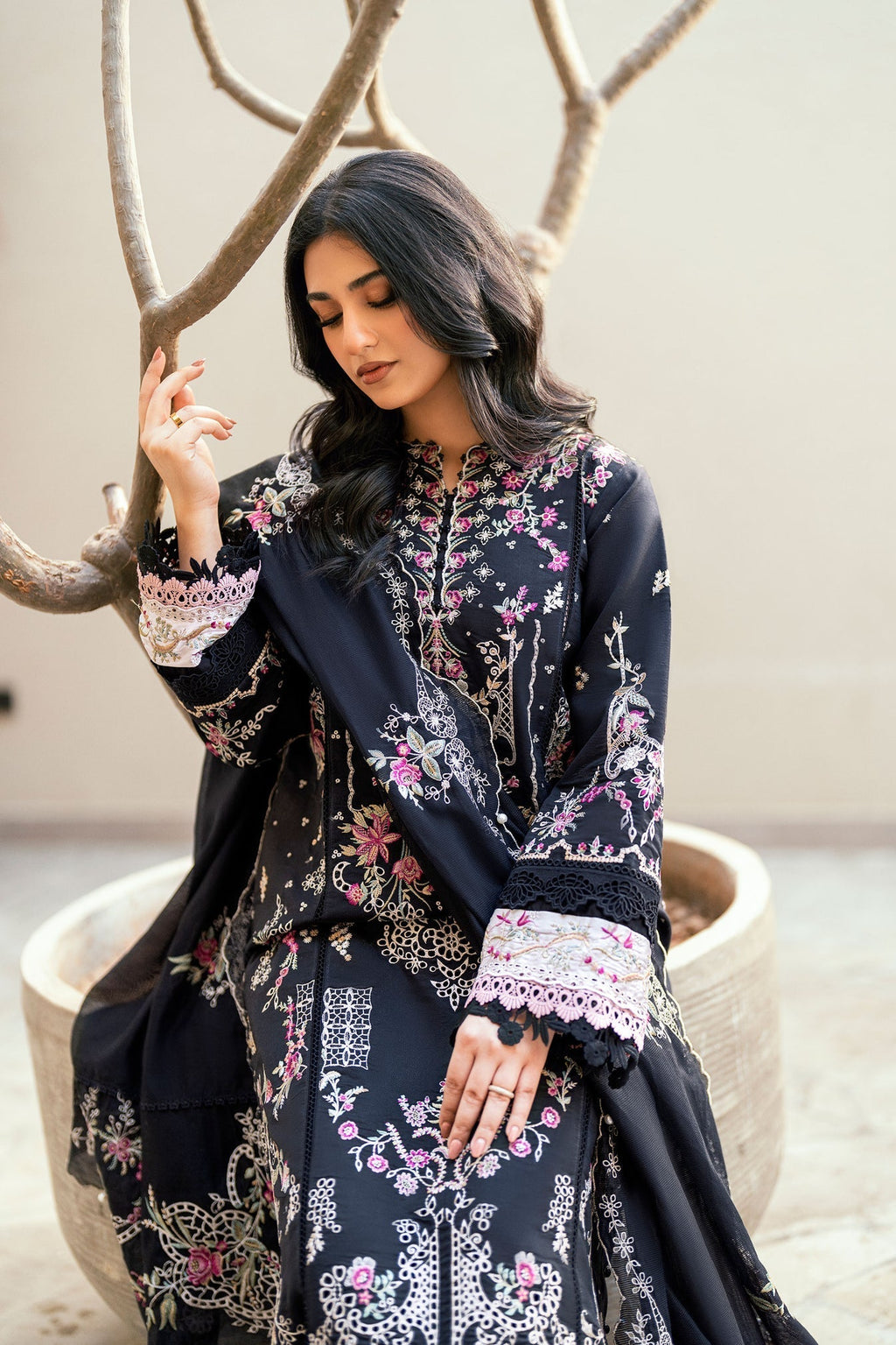3PC LAWN EMBROIDERED SHIRT WITH KHADDI NET EMBROIDERED DUPATTA & TROUSER-BIC-4826