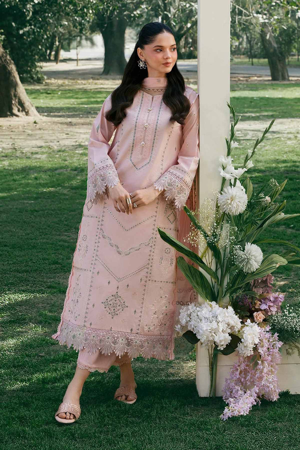 3PC LAWN EMBROIDERED SHIRT WITH KHAADI NET EMBROIDERED DUPATTA AND TROUSER-BIC-4840