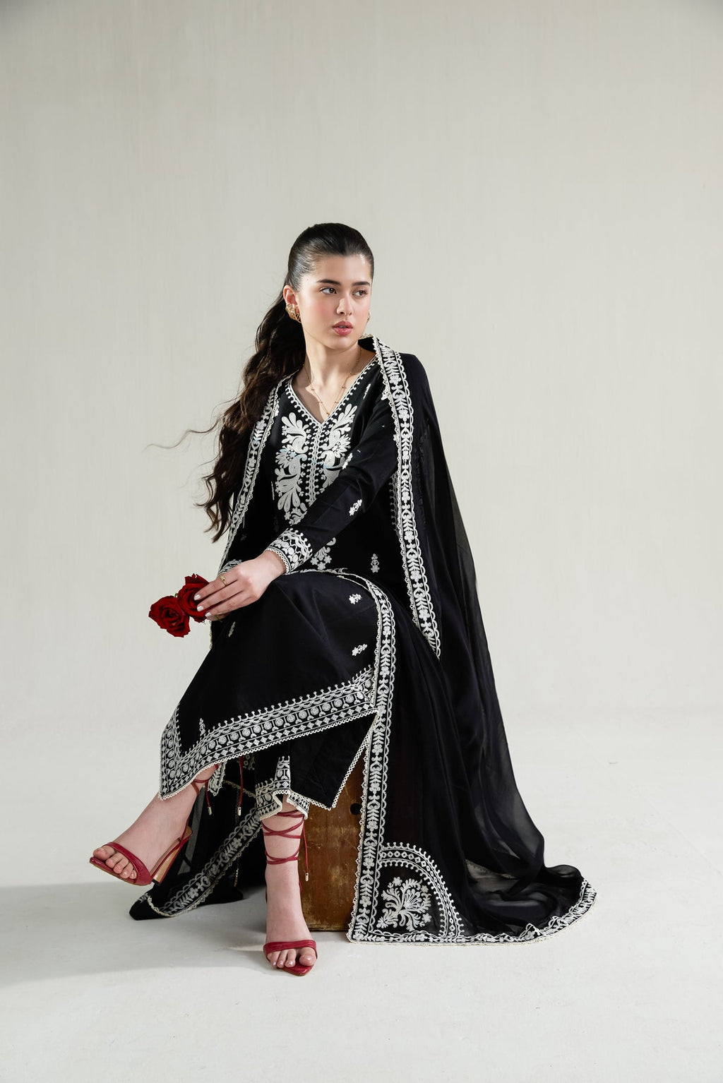 3PC LAWN EMBROIDERED SHIRT WITH KHADDI NET EMBROIDERED DUPATTA AND TROUSER-BIC-4778