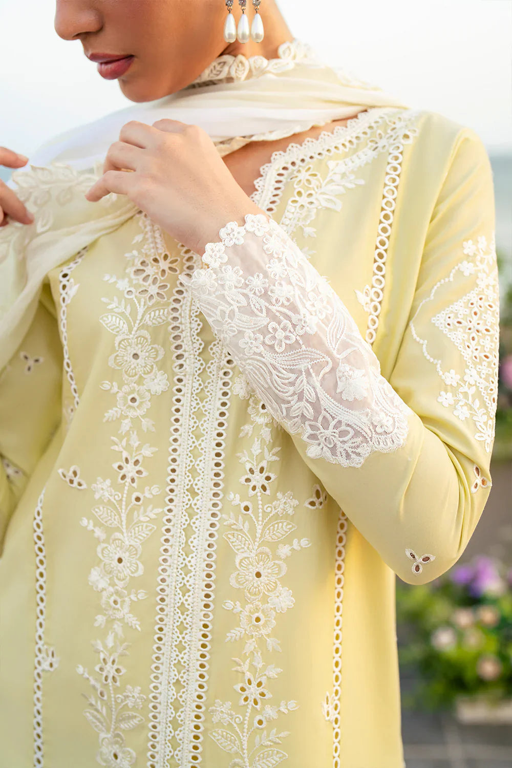 3PC LAWN Embroidered SHIRT WITH Chiffon EMB DUPATTA AND TROUSER - FT 845