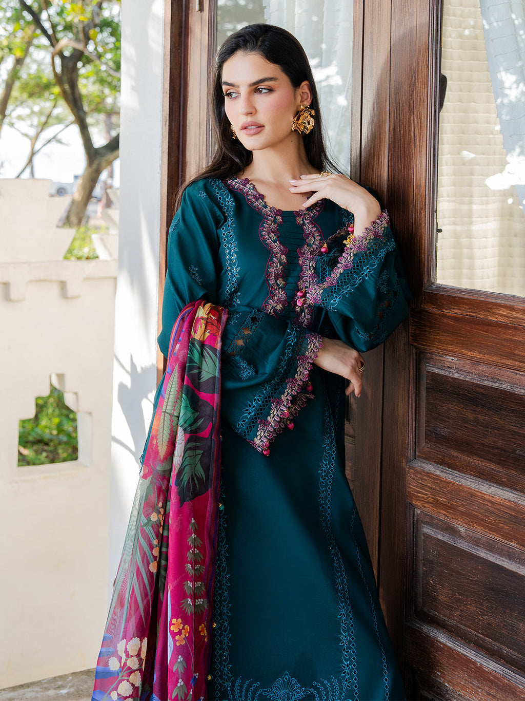 3PC LAWN EMBROIDERED SHIRT WITH CHIFFON PRINT DUPATTA AND EMB TROUSER-BIC-4841