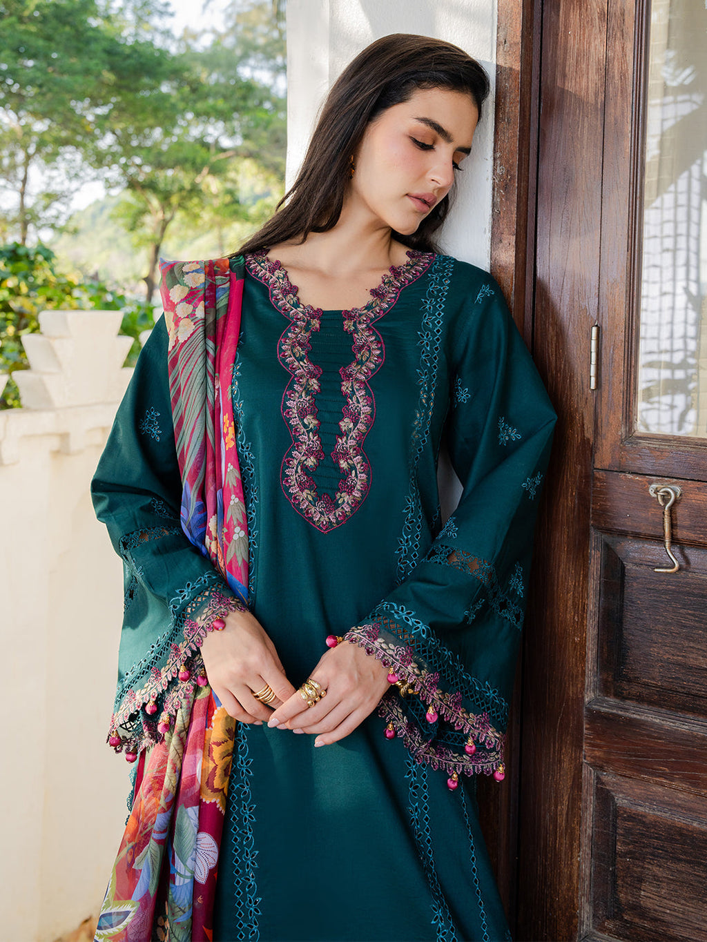 3PC LAWN EMBROIDERED SHIRT WITH CHIFFON PRINT DUPATTA AND EMB TROUSER-BIC-4841