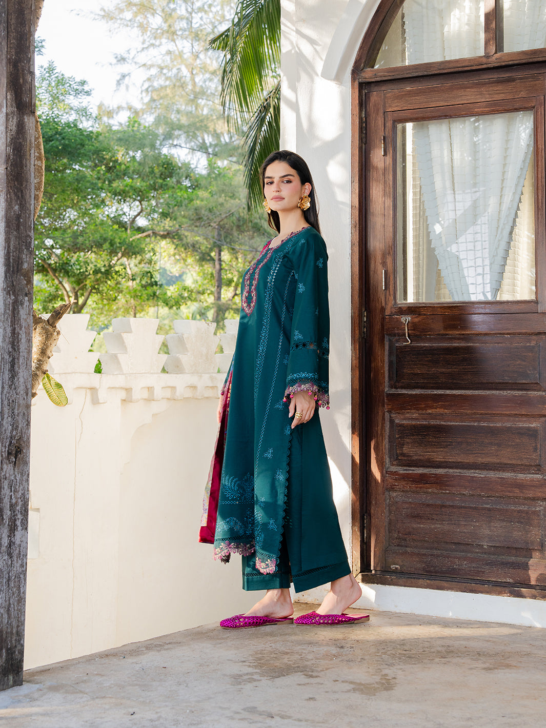 3PC LAWN EMBROIDERED SHIRT WITH CHIFFON PRINT DUPATTA AND EMB TROUSER-BIC-4841