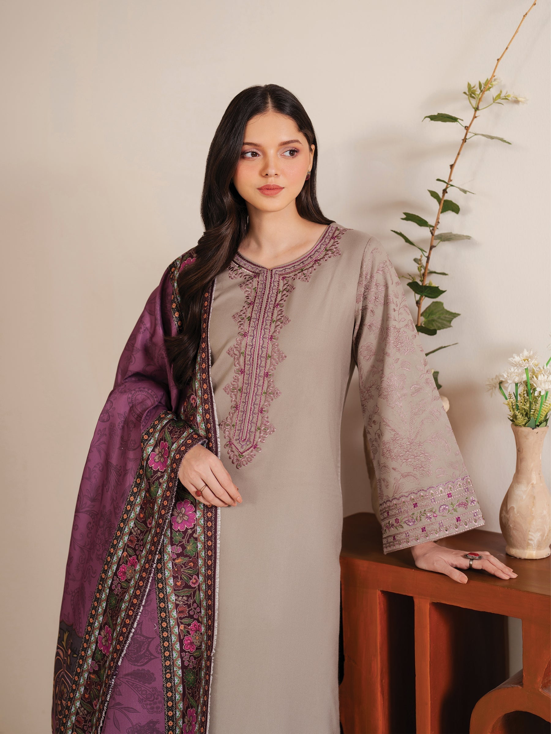 3PC LAWN EMBROIDERED SHIRT WITH CHIFFON PRINTED DUPATTA AND EMB TROUSER-BIC-4617