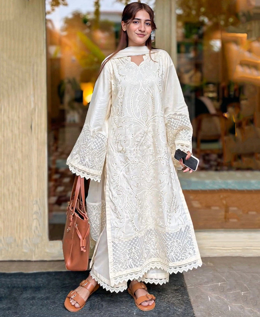 3PC LAWN HEAVY EMBROIDERED SHIRT WITH ORGANZA EMBROIDERED DUPATTA AND TROUSER-BIC-4799