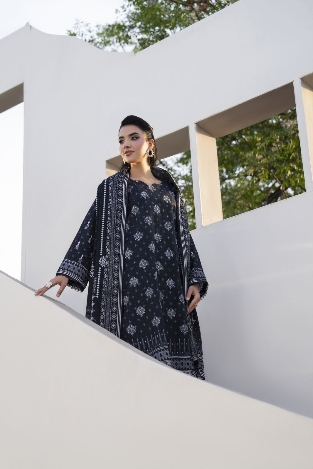 Maisa 3PC LAWN PRINTED SHIRT WITH LAWN PRINT DUPATTA AND CAMBRIC TROUSER-P-4520