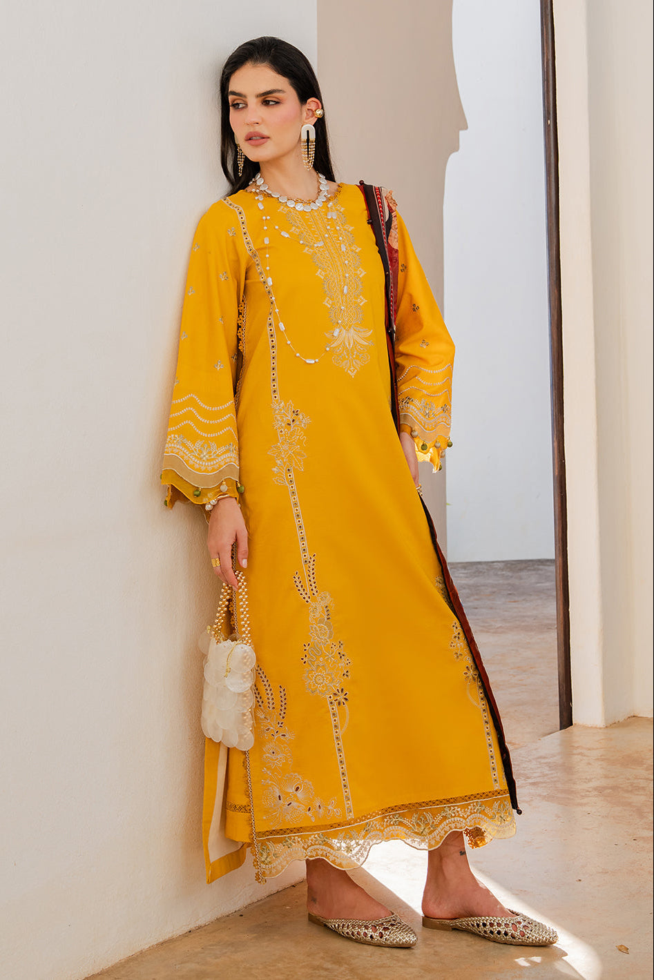 3PC LAWN EMBROIDERED SHIRT WITH CHIFFON PRINT DUPATTA AND EMB TROUSER-BIC-4821
