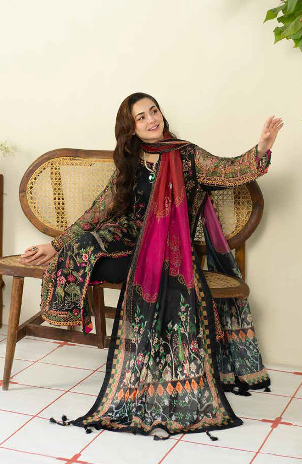 Lawn 3PC Embroidered With Digital Printed Jauqard Dupatta- 5215 FS