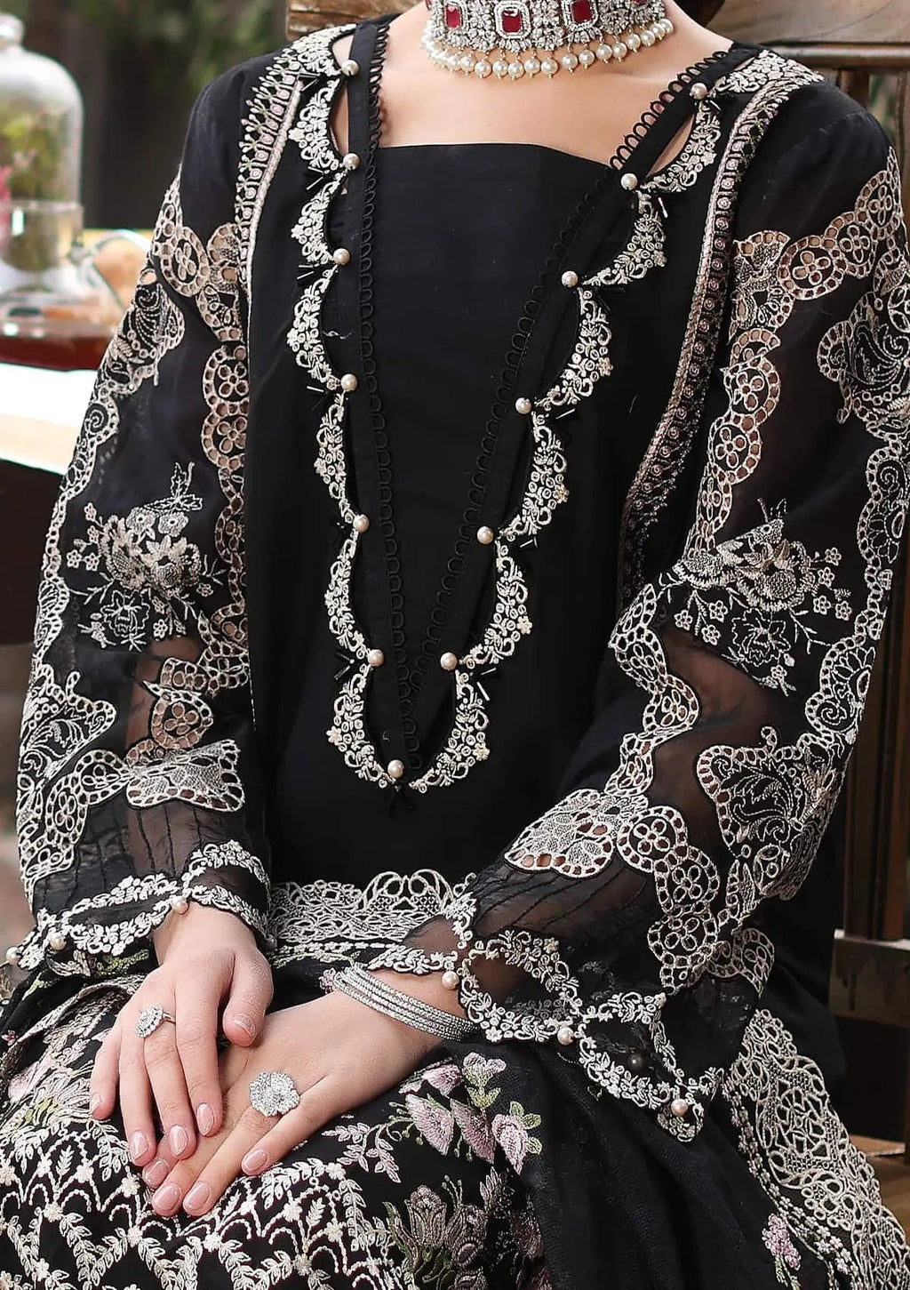 3PC LAWN EMBROIDERED SHIRT WITH  chiffon Dupatta AND TROUSER - NK 041 FT