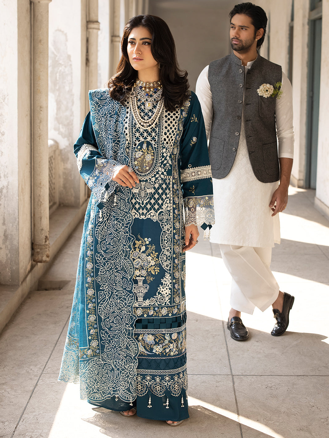 3PC LAWN EMBROIDERED SHIRT WITH ORGANZA EMBROIDERED DUPATTA AND TROUSER-BIC-4609